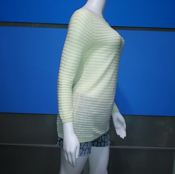 LOFT • Yellow Pastel Sweater / size (XS) - Picture 3 of 6